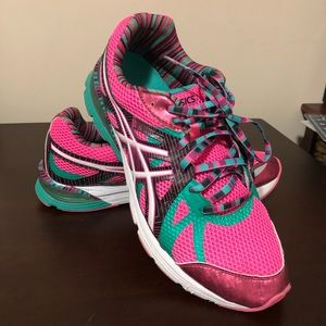 ASICS Gel running shoes